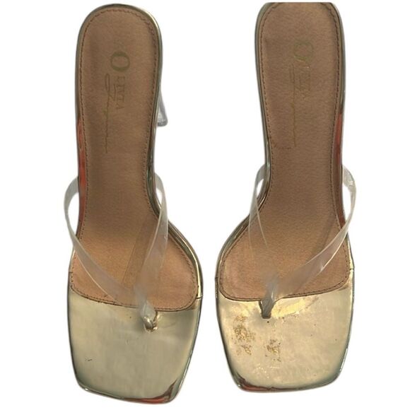 Olivia Ferguson sz7 gold tan with clear acrylic heels & straps 4.5” heels  EUC - Picture 1 of 10